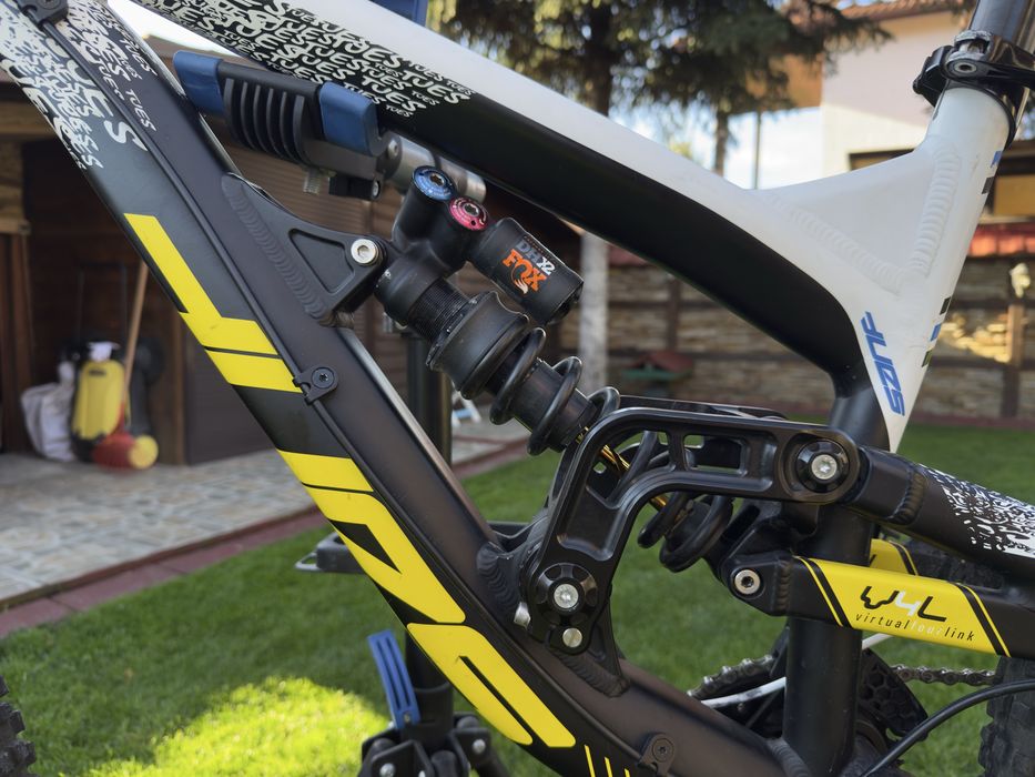 Планински велосипед/колело YT Tues (Mullet setup)