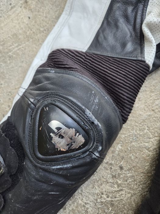 Costum piele moto mărimea 54