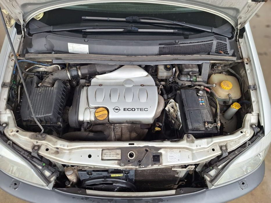 Opel        Zafira