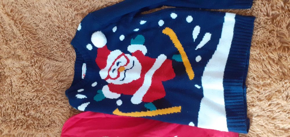 Коледен пуловер на Next,размер 40 и коледен пуловер размер XS