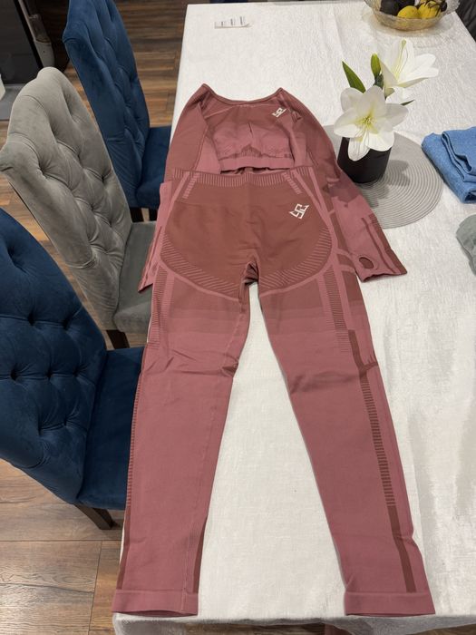 Дамски спортен клин + къса блуза