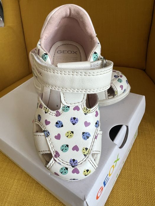 Като нови! Кожени сандали Geox 22 номер