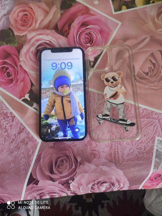 Продавам    IPhone 12