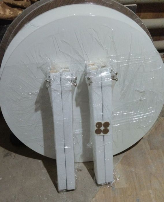Стол круглый IKEA
