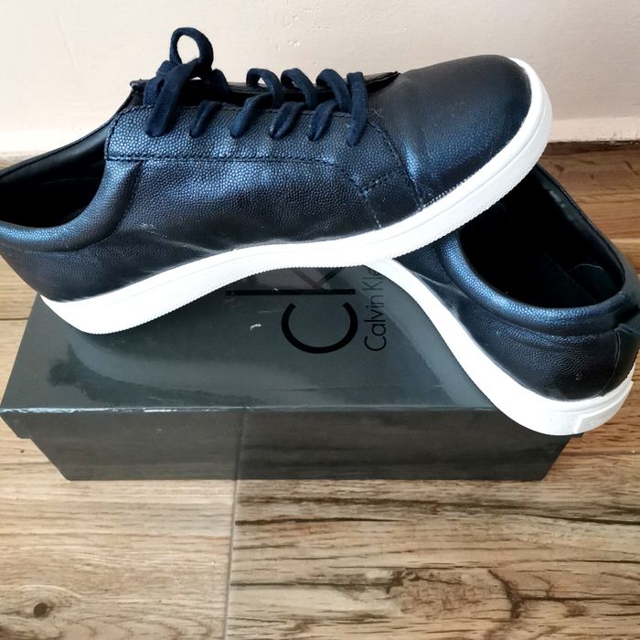 ! Оригинални сникърси Calvin Klein