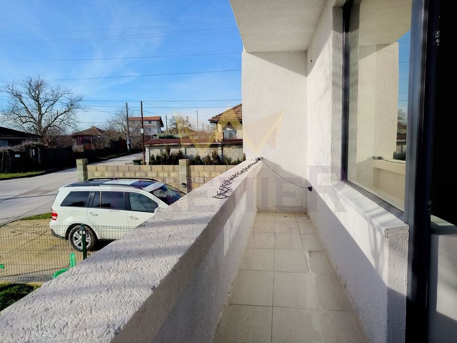 Къща в Варна, област-с.Бенковски