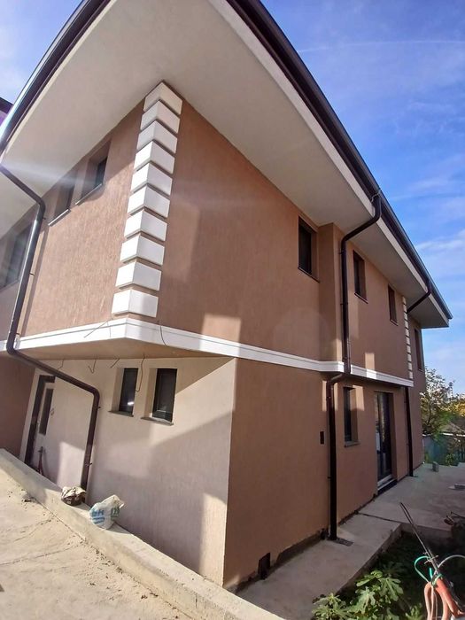 Къща в Варна-м-т Кочмар площ 264 цена 415000