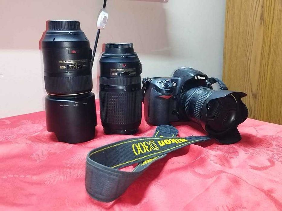 Nikon D300 cu Obiective