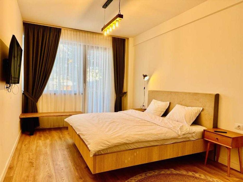 Inchiriez pe termen lung apartament Poiana Brasov