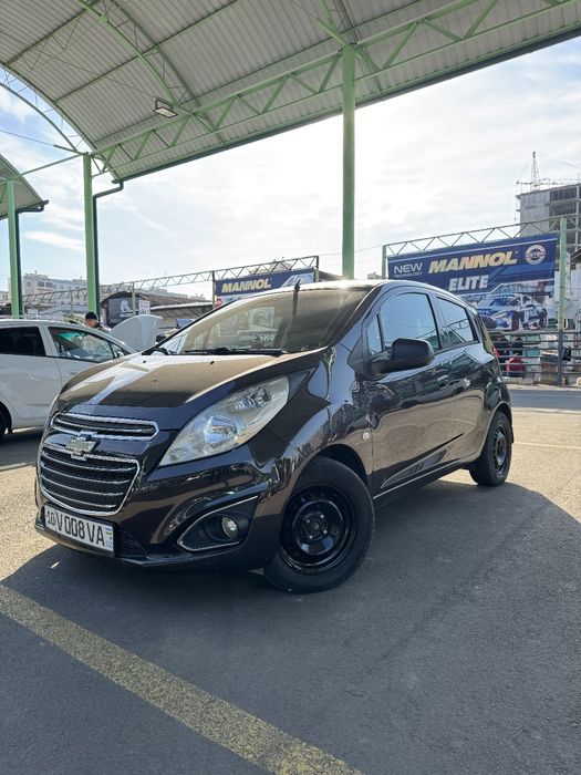 Продаётся Spark  2017 года