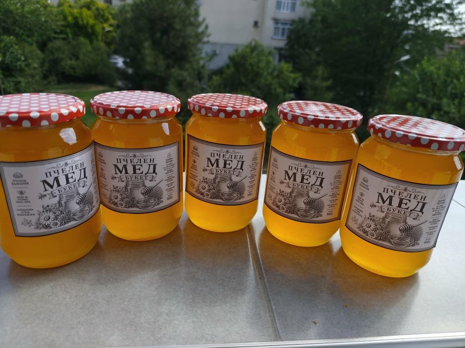 Пчелен мед букет