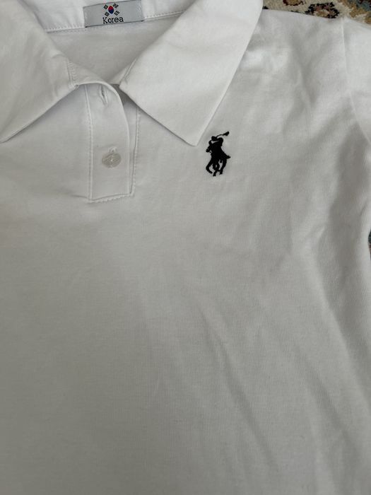 Поло белового цвета