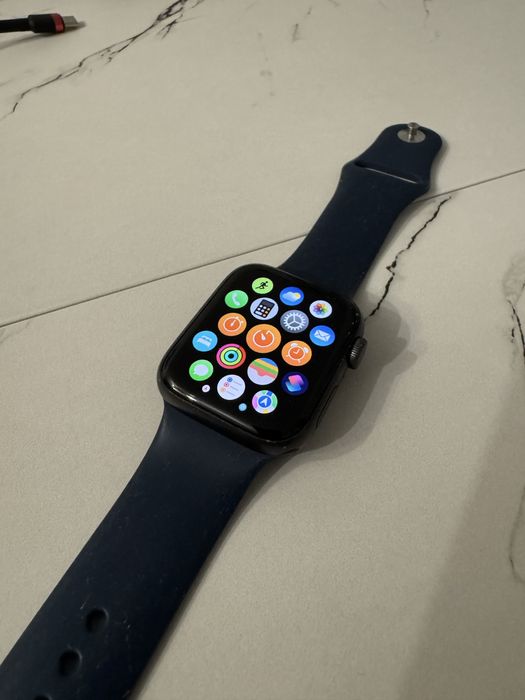 Apple Watch SE 44mm GPS