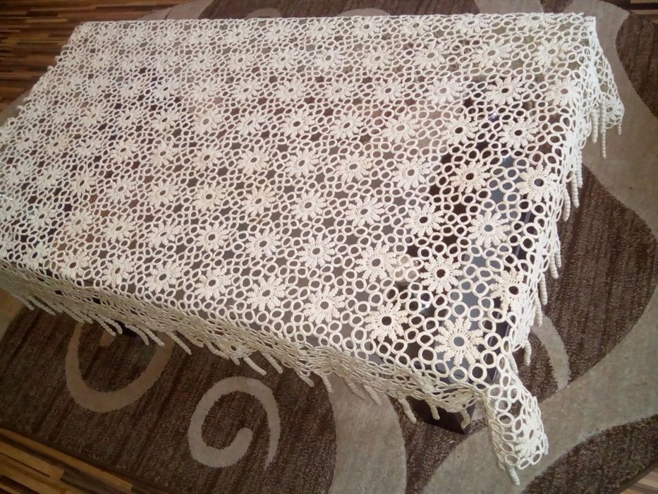 Vând diverse mileuri macrame