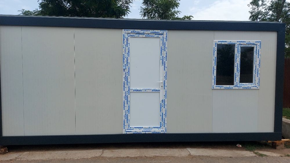 Vand container de unit