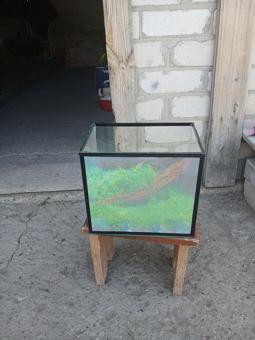 Продам аквариум 5л