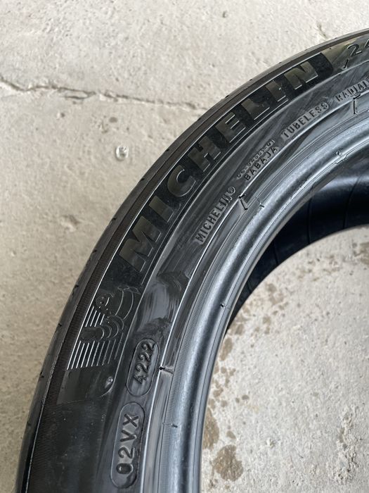 Michelin 245/45/19
