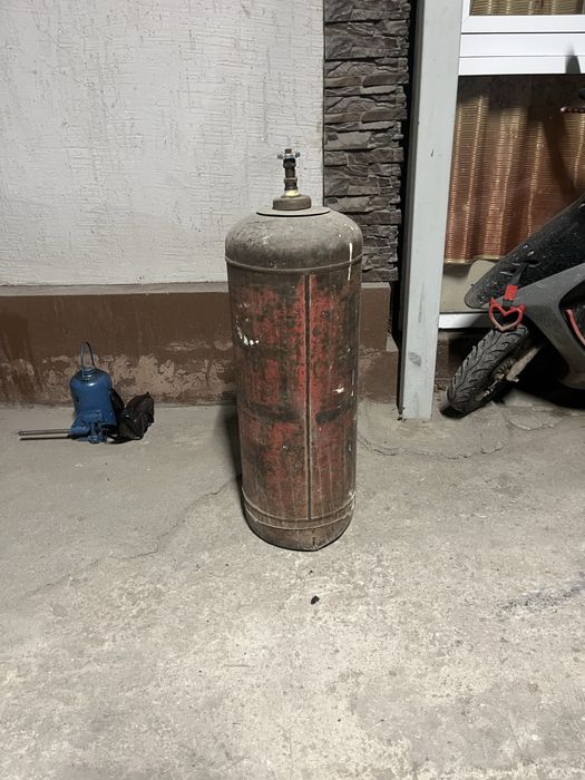 Продам газовый баллон