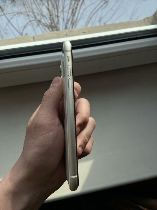 iPhone 11 с коробкой