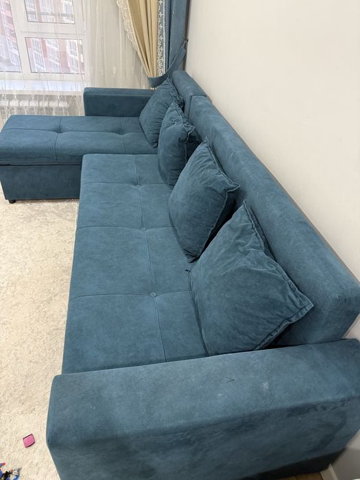 Продаю диван 3м, угловой
