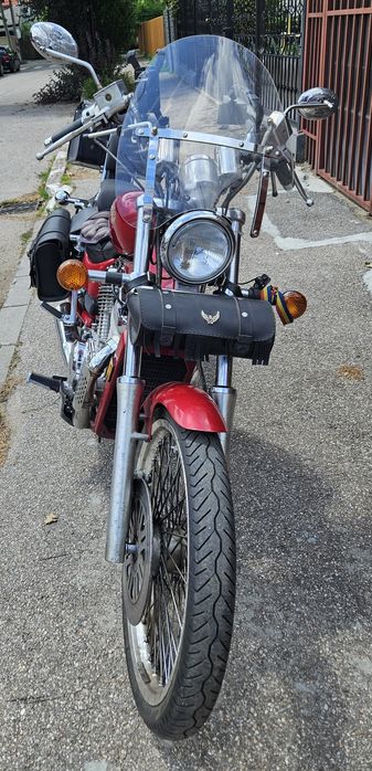 SUZUKI Intruder VS 800