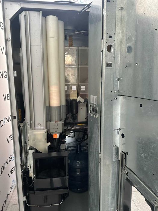 Вендинг автомат Necta Astro РЕЦИКЛИРАНА
