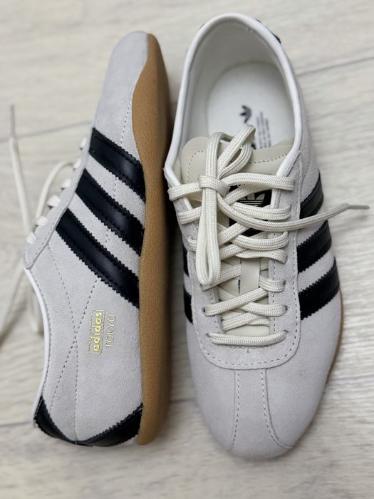 Кроссовки Adidas