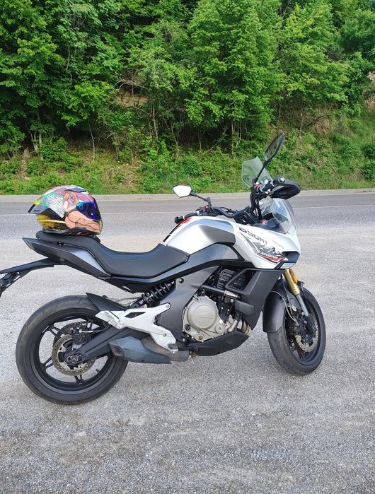 Продавам CFMOTO 650MT