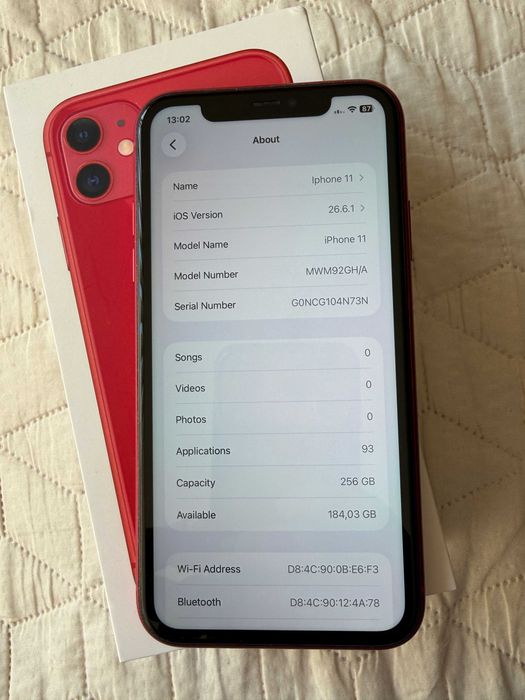 Продавам Iphone 11 Red, 256gb