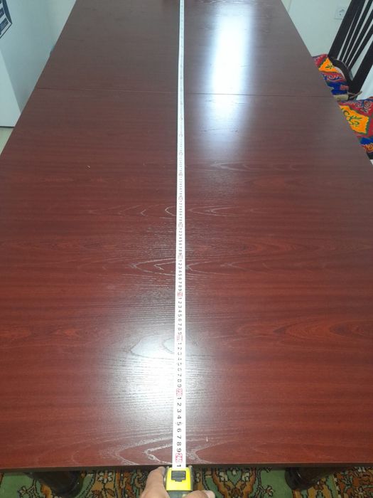 Стол сатылады.Бағасы 32000 теңге