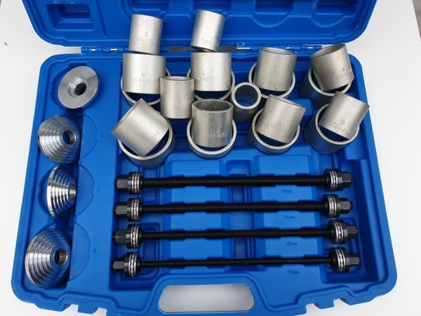 Trusa universala pentru montat / demontat rulmenti si bucse