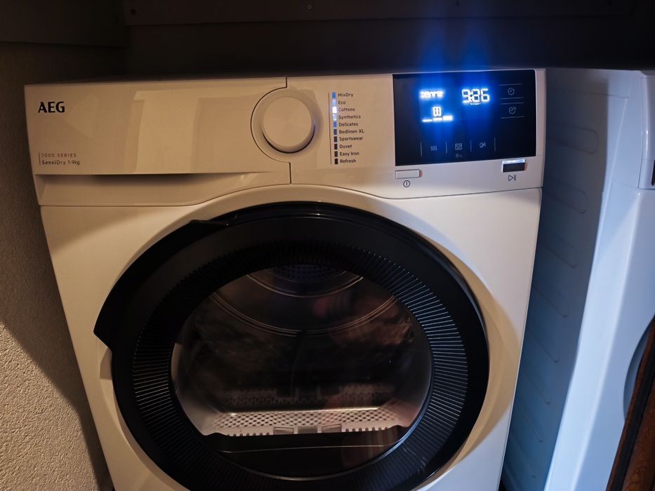 Сушилня за дрехи AEG
