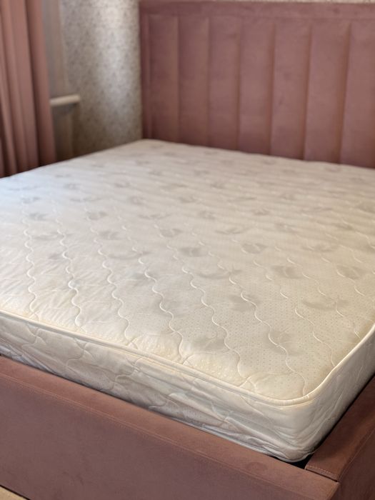 Отдам бесплатно матрас, можно за шоколадку