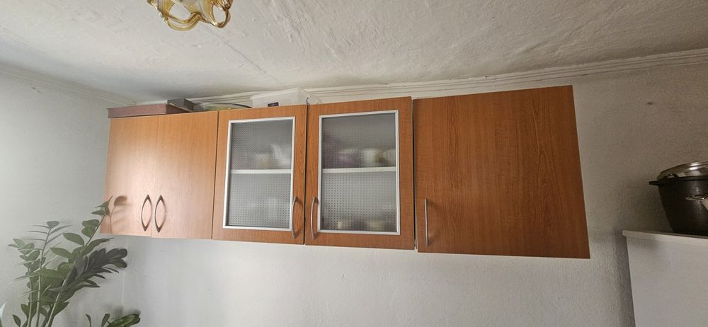 Продам кухонный гарнитур бу