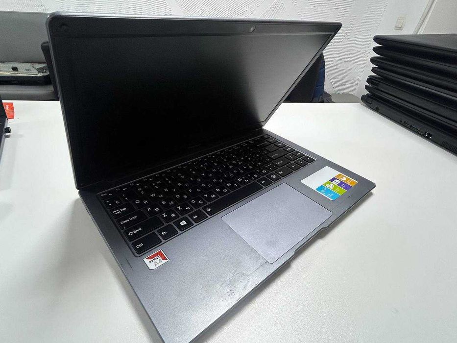 ноутбук Prestigio