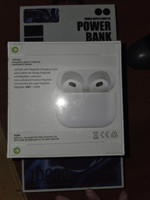 Наушники airpods