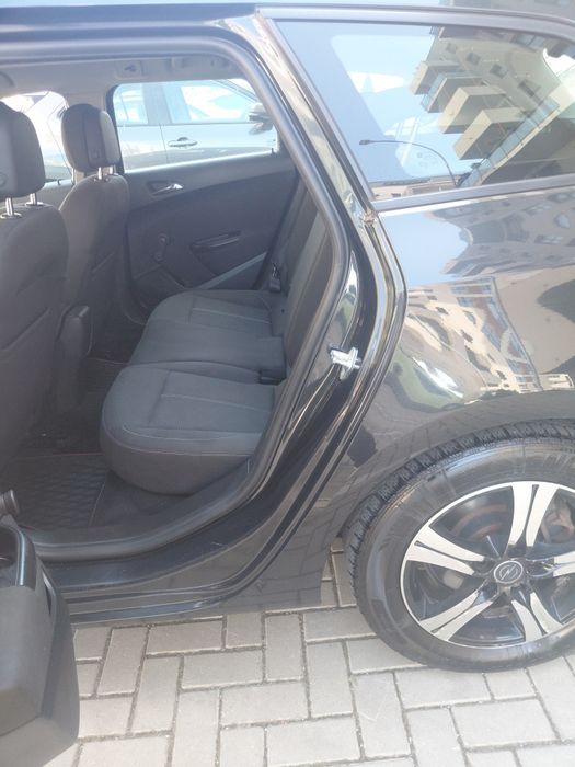 Opel Astra J 2014 1.7 cdti