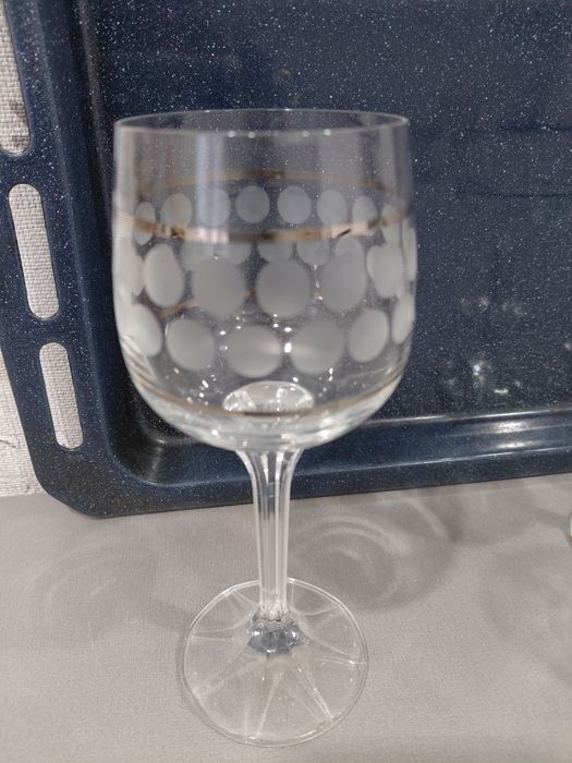 Фужеры для вина.