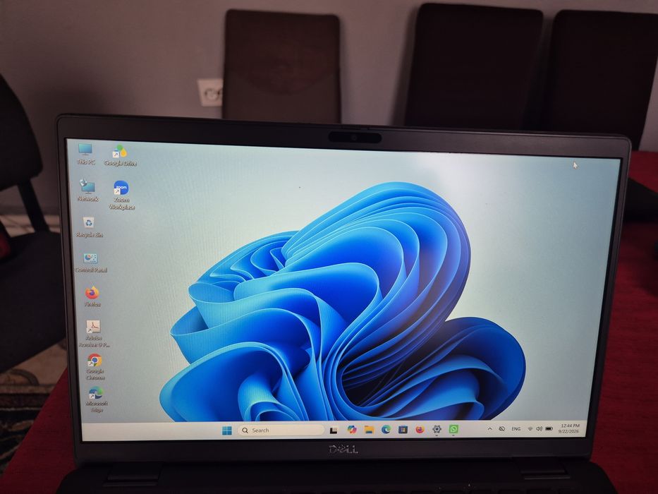 Laptop Dell Latitude 7410 – Intel i7 Gen 10, 16GB RAM, 512GB SSD NVMe, Stare Excelentă / Încărcător