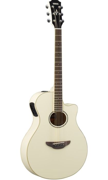 Продам гитару Yamaha APX600