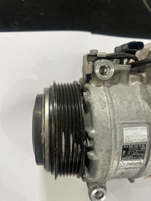 Compresor AC CLima MERCEDES A0008307100 A0008303702