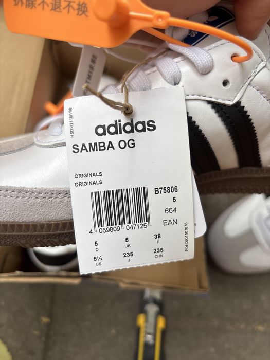 Продам абсолютно новые adidas samba og