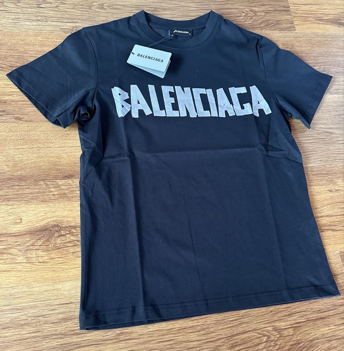 Мъжка,памучна,черна тениска Balenciaga