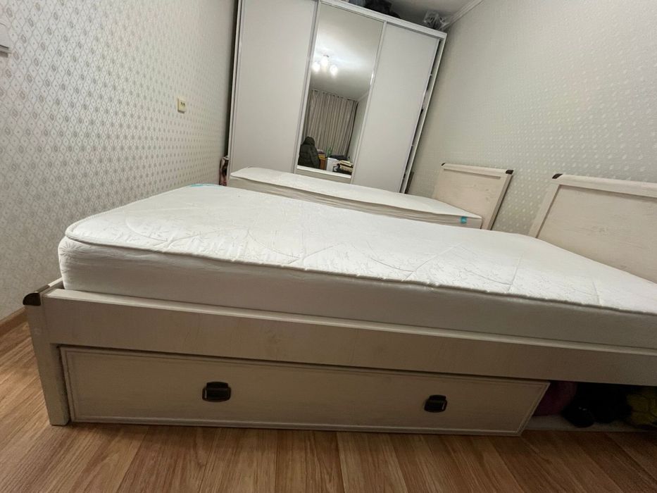 ОДНА кровать ширина 1,5