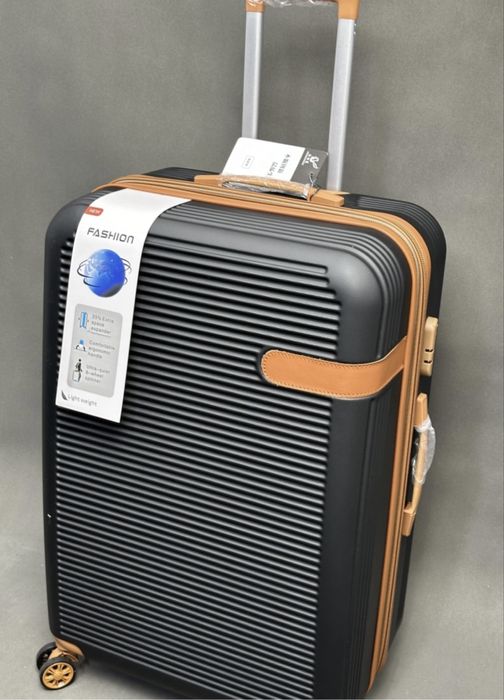 Новый Чемодан 110л