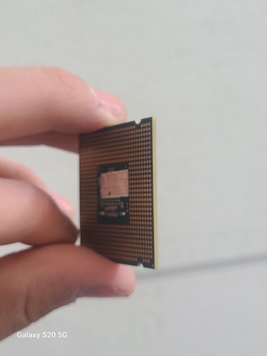 Intel.  Pentium Dual-Core Sla8w MALAY 2.40 GHZ