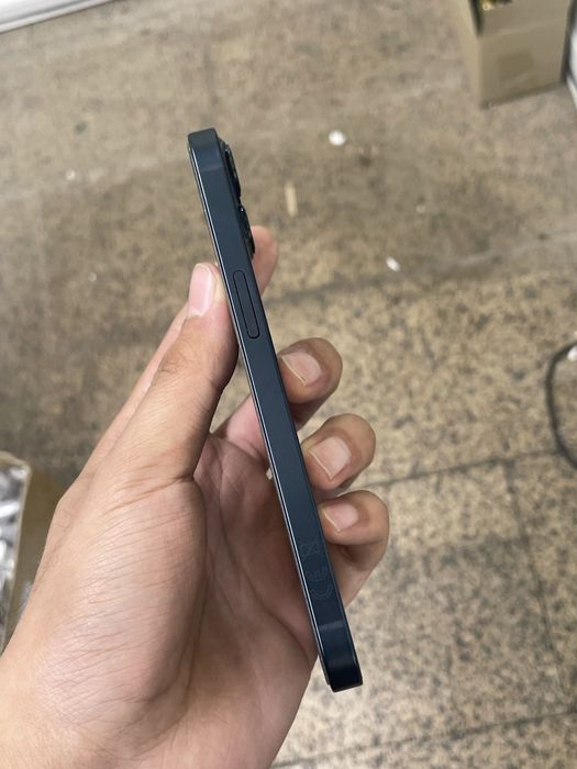 iPhone 13 128 Midnight в идеале
