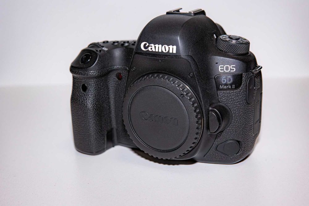 CANON EOS 6D mark II Перфектен