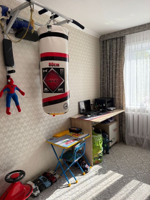 Продается квартира 3 комнатная