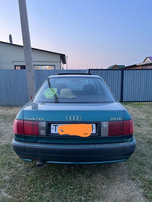 Продам Ауди б4 в хорошем состоянии.